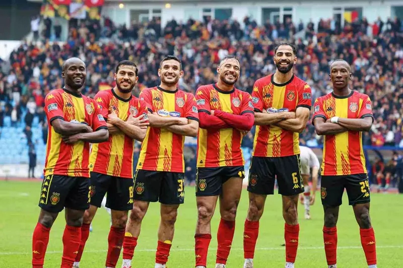 الاتحاد الرياضي التونسي يتعاقد مع نجم جناح منتخب بوركينا فاسو