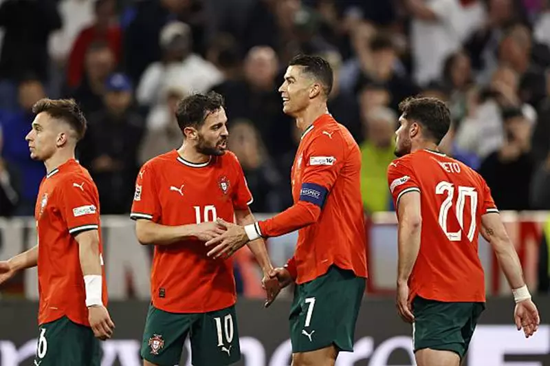 البرتغال تتأهل إلى نهائي دوري الأمم الأوروبية بعد انتصار ساحق على ألمانيا في 5 دقائق (فيديو)