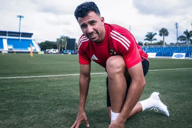 تريزيجيه يكشف تفاصيل مثيرة حول العودة إلى الأهلي، التهديد بالاعتزال، وصفقة زيزو