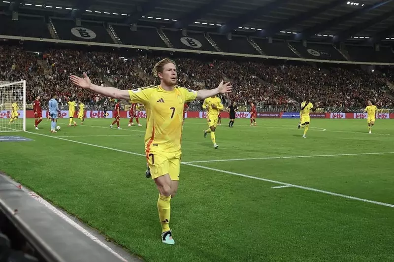 دي بروين يحقق انتصاراً حاسماً لبلجيكا على ويلز في تصفيات كأس العالم (فيديو)